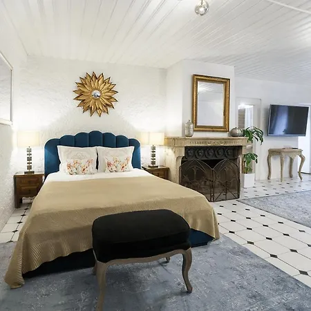 Chateau Du Chatelard | 2 Persons Apartment Montreux