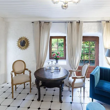 Apartment Chateau Du Chatelard | 2 Persons