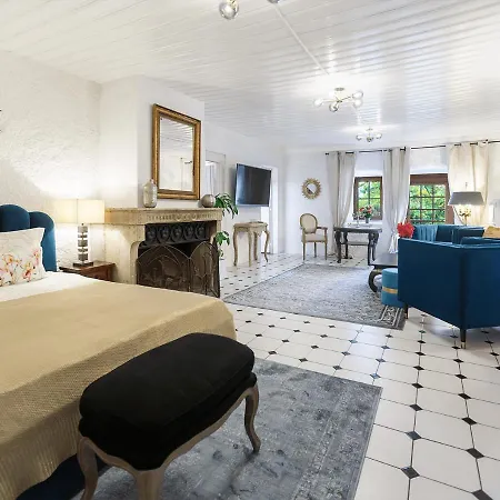 Château Du Châtelard | 2 Persons * Montreux