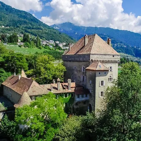 Chateau Du Chatelard | 2 Persons * Montreux