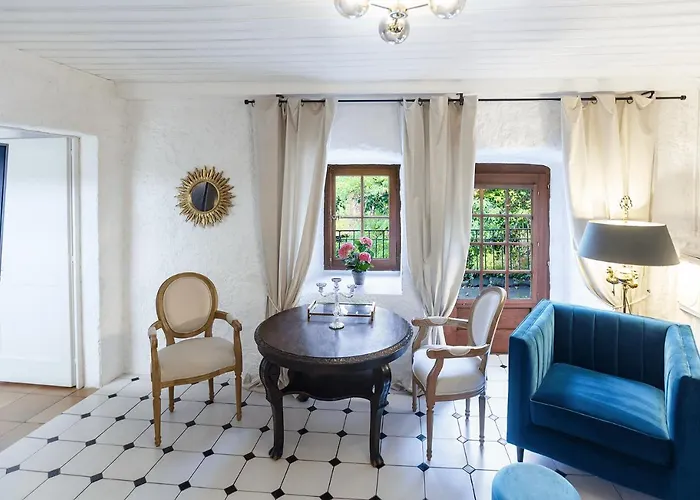 Apartment Chateau Du Chatelard | 2 Persons